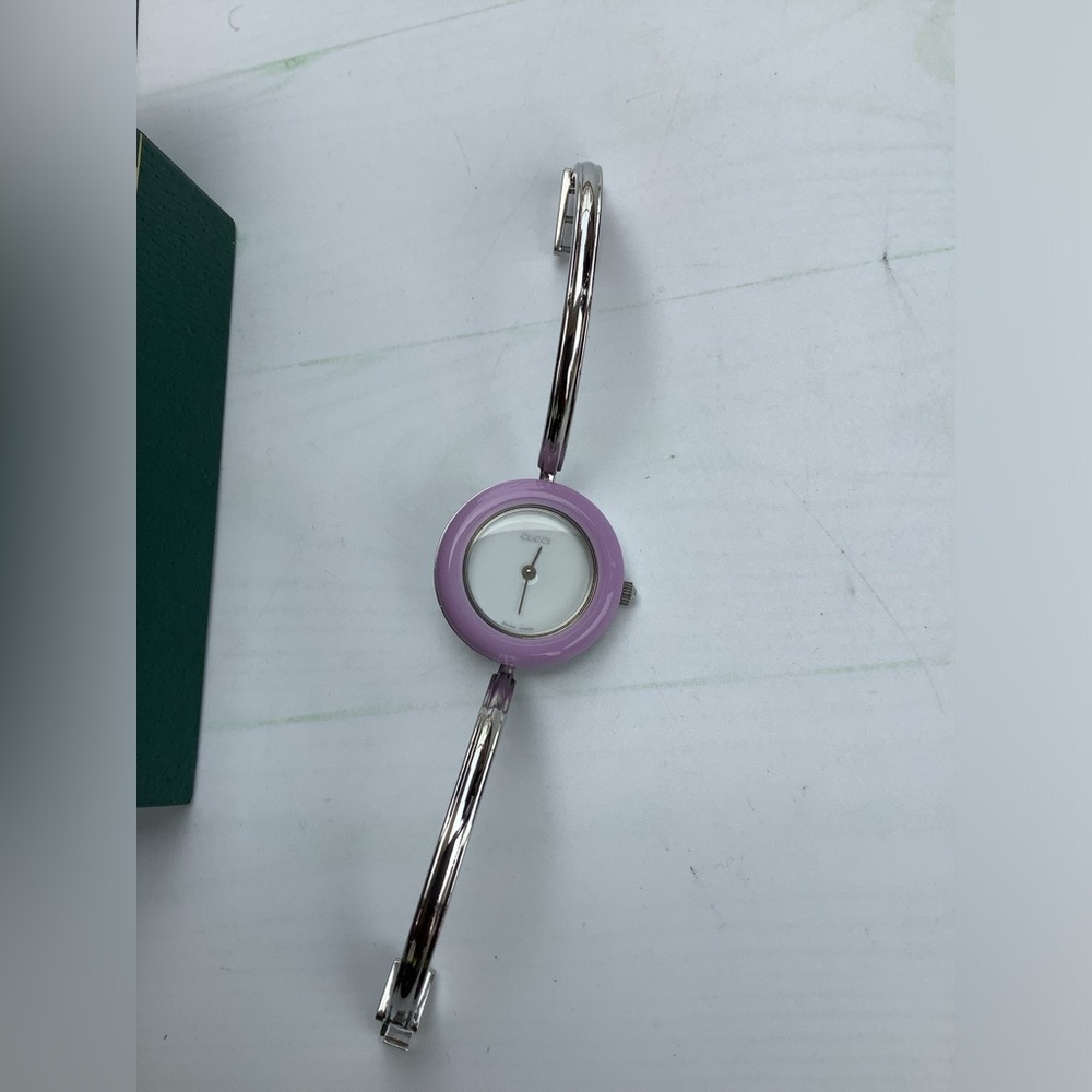 Gucci Women's Interchangeable Bezel Bangle Watch set💗 - Picture 5 of 11